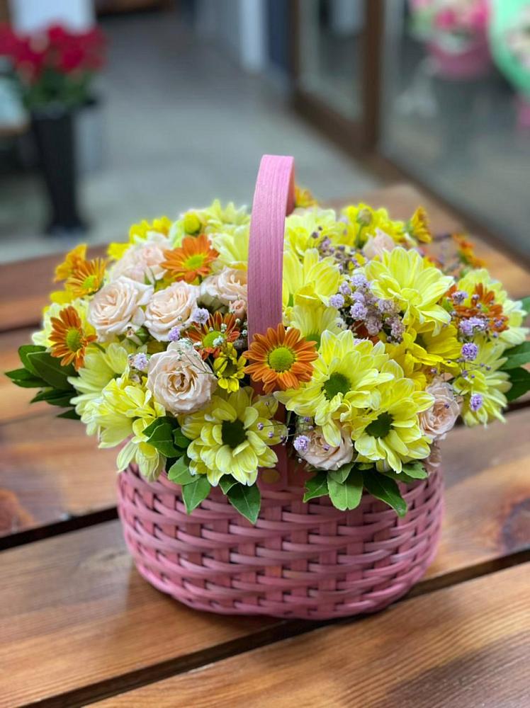 Цветочная композиция из Хризантемы и Розы в корзине в Первомайском Тамбовской области