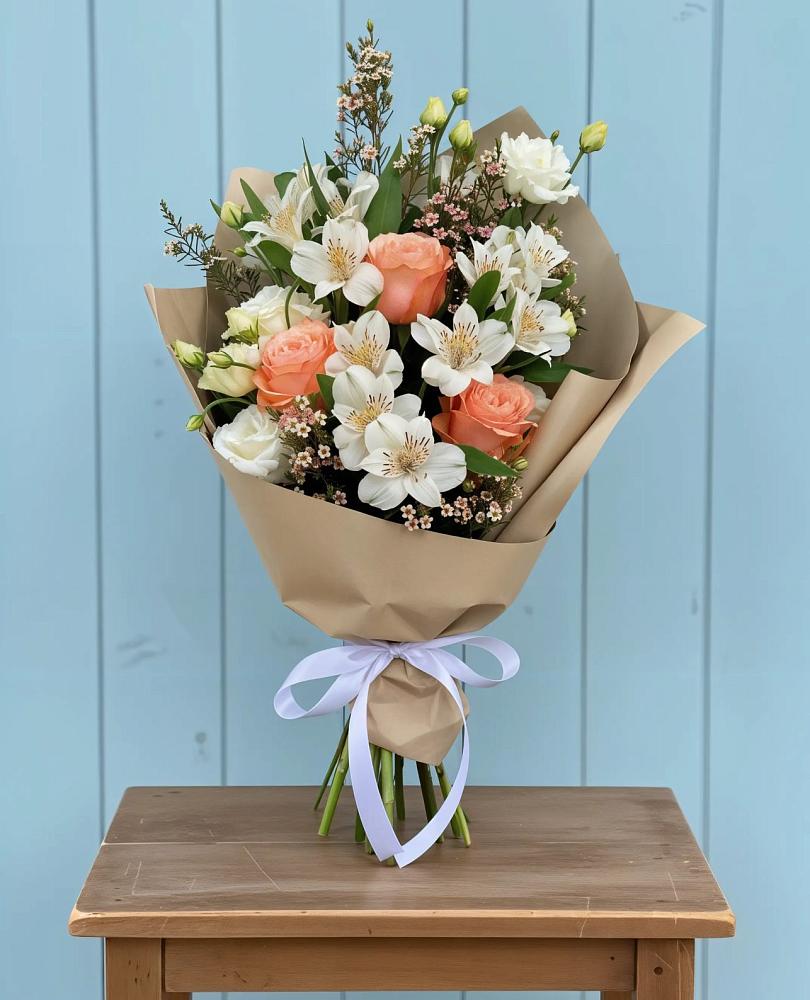 Букет цветов из: Альстромерии, Лизиантусы, Розы и Хризантемы в Первомайском Тамбовской области